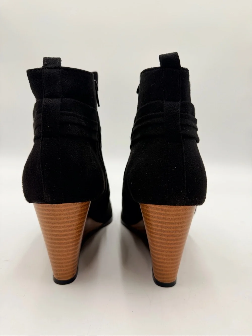 Journee Collection Women's Sabeena Peep Toe Stacked Wedge Booties Size 11 w Box